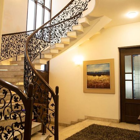 Red Brick Home By Earthaa Escapes Nowe Delhi Zewnętrze zdjęcie